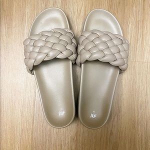 H&M platform slides